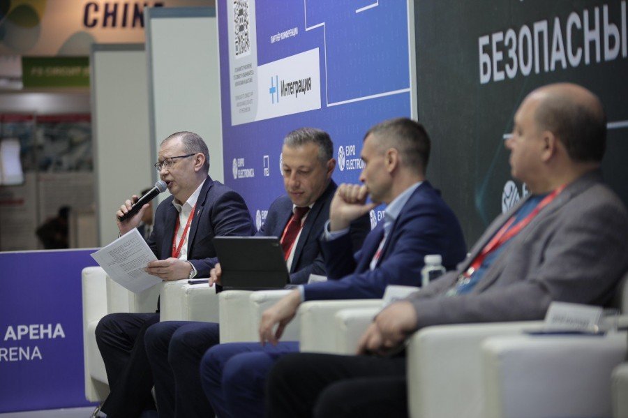 ​Безопасность в «Умном городе» обсудили на выставках ExpoElectronica и Securika Moscow